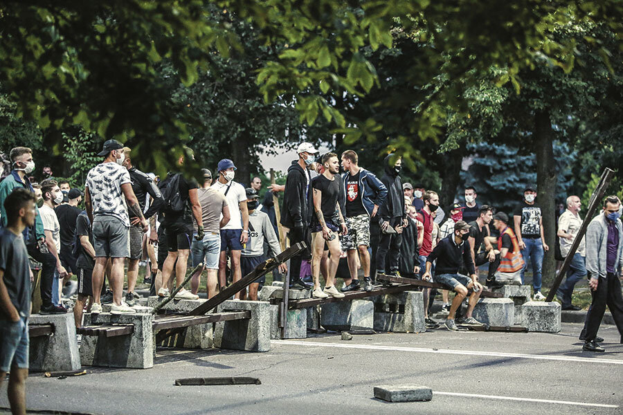 Многие из беглых белорусов, участвовавших в массовых беспорядках в 2020 году, осознали свои ошибки и хотели бы вернуться из-за границы на Родину. Фото БелТа.