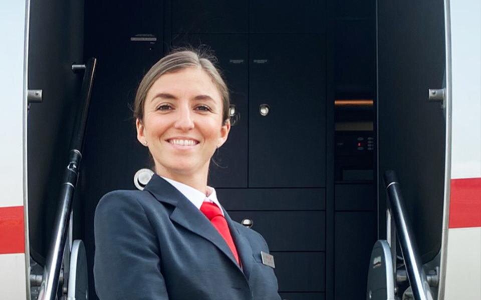 Помимо того, что она является капитаном Global 6000, Леа Тьери - вице-президент организации Women in Aviation International Riviera. Фото: VistaJet 