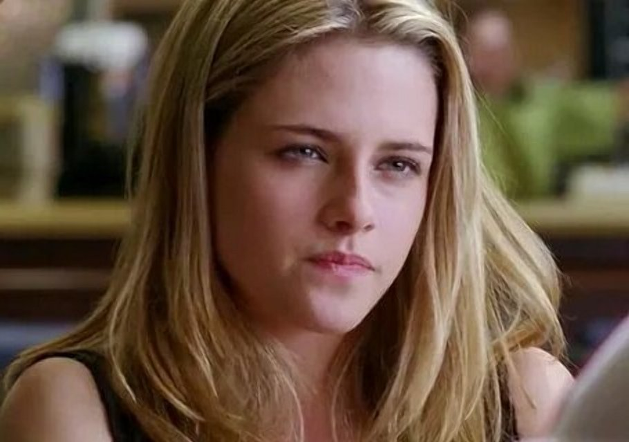 кристен стюарт в стране женщин. в стране женщин 2007. кристен стюарт в стране женщин. кристен стюарт в стране женщин. кристен стюарт 2006 в стране женщин.