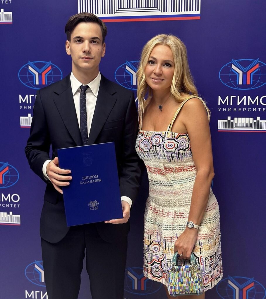    Яна с Андреем редакция RTWeek