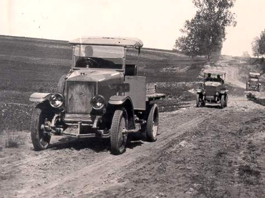 АМО-Ф-15. Фото с picturehistory.livejournal.com