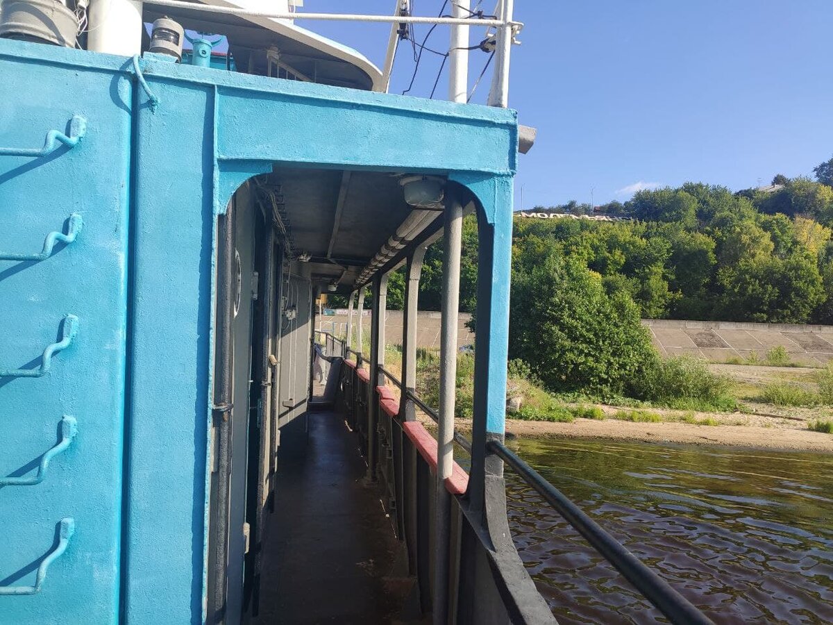 вот такой вот паром, листайте еще фото - там виды красивые