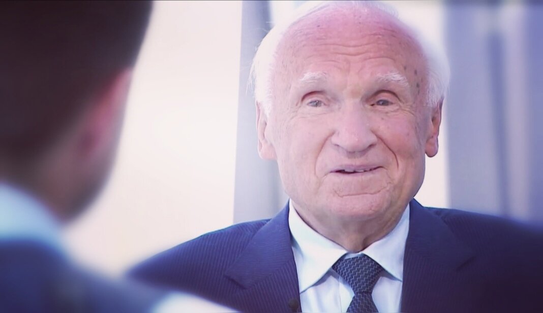 Алексей Ильич Осипов — учёный-богослов, педагог и публицист, доктор богословия, заслуженный профессор Московской духовной академии, апологет, проповедник, писатель, православный катехизатор.