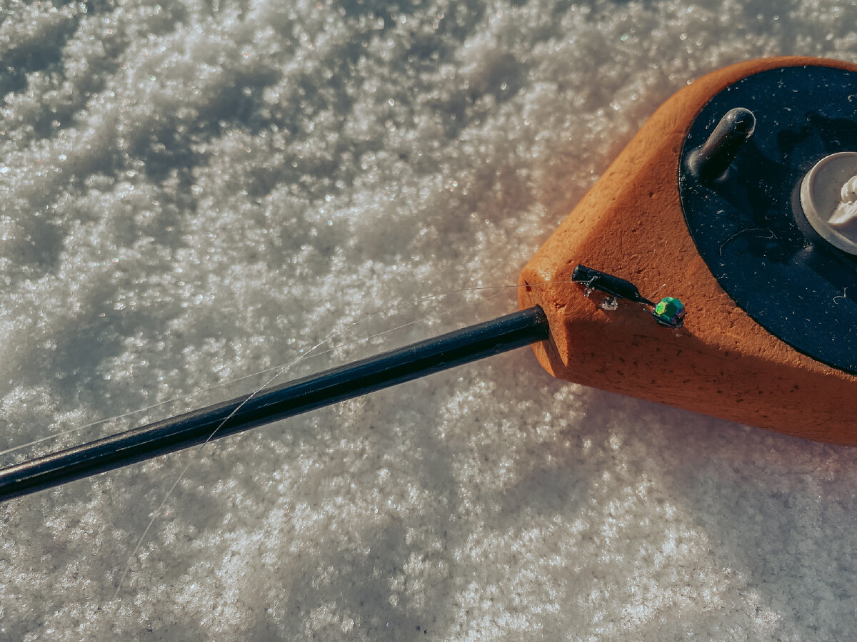 Моя балалайка и шарик цвета «бензин»