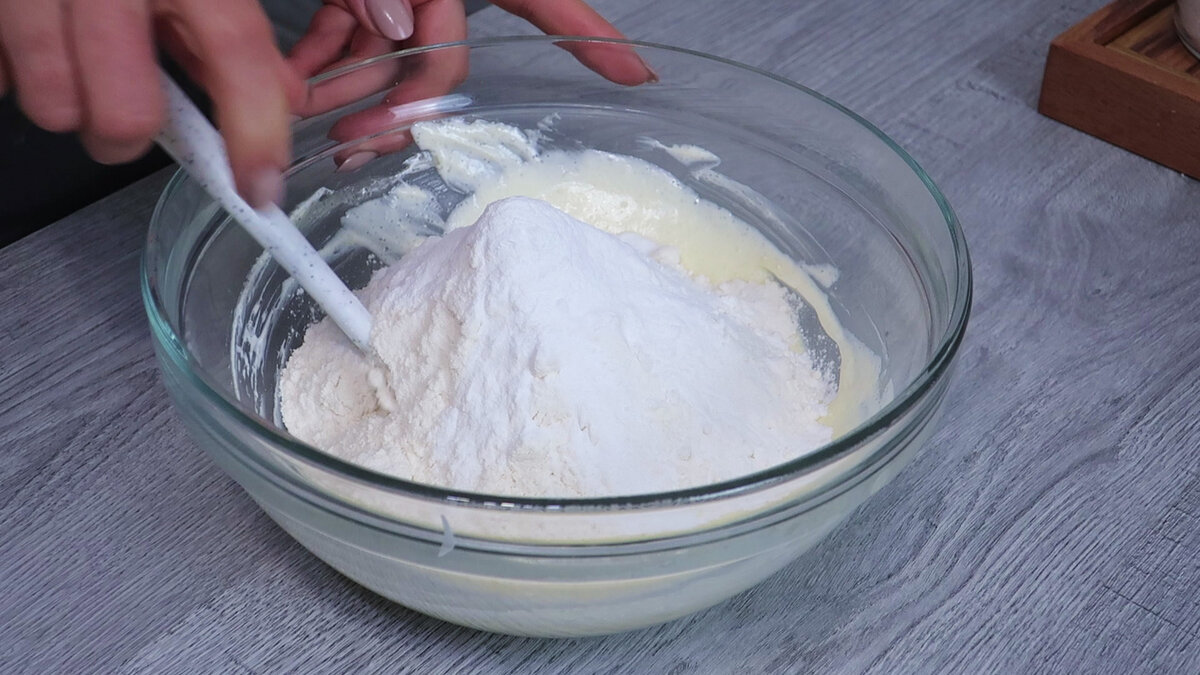 Простой и быстрый рецепт домашнего песочного печенья с курагой. Просто тает во рту