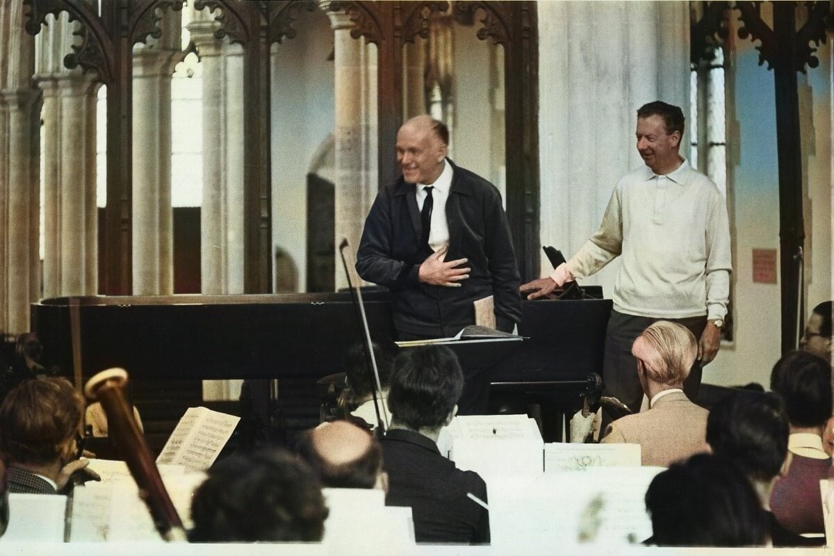 Святослав Рихтер (1915-1997) и Бенджамин Бриттен (1913-1976). Фотография стала цветной благодаря автору этих строк и компании mail.ru