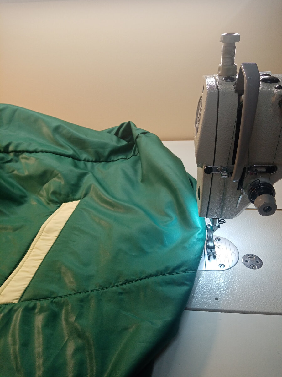 Уже год шью.