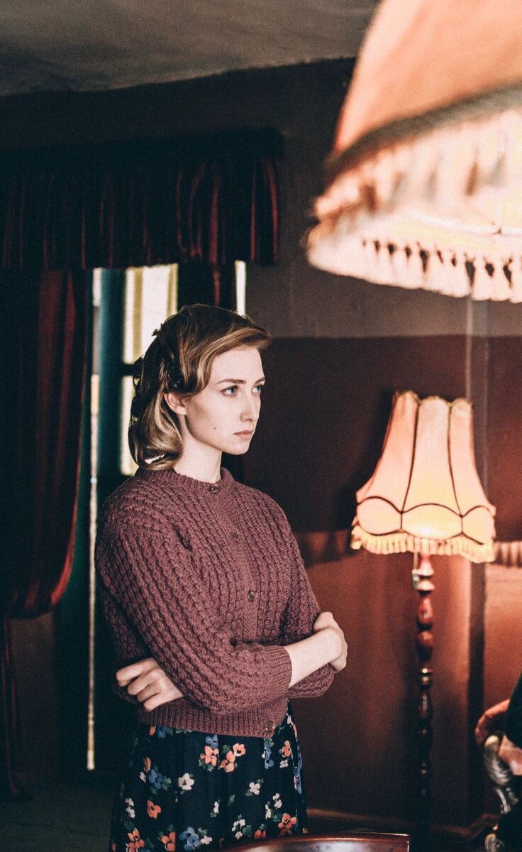 Лариса Кулакова в роли Алены. Кадр из сериала