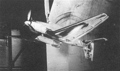 Продувочная модель Ju-187. Фото и иллюстрации взяты из открытых источников и принадлежат их авторам.