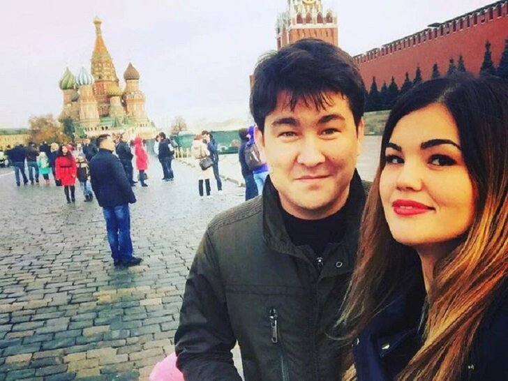 Азамат Мусагалиев с женой Викторией. Фото: соцсети