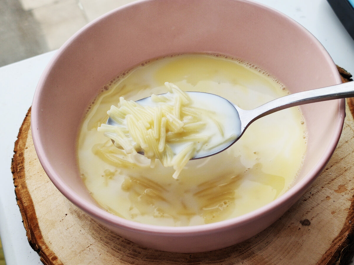 молочный суп с вермишелью фото