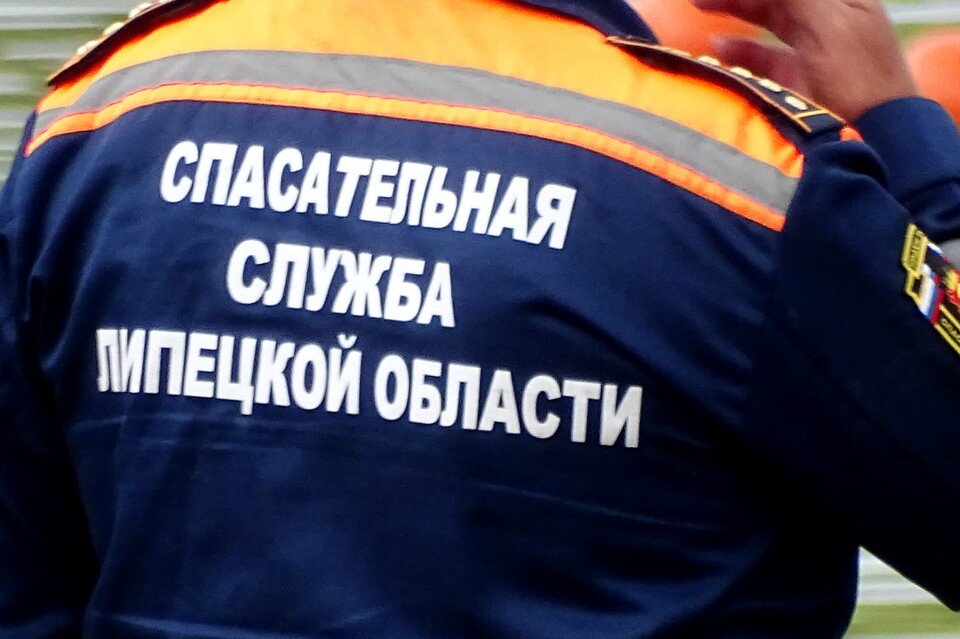     Спасатели вытащили из оврага женщину, собиравшую грибы под Липецком Юлия КЛЮЕВА