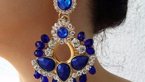 Лазурит камень талисман для Стрельца. Арт. Фото в свободном доступе.