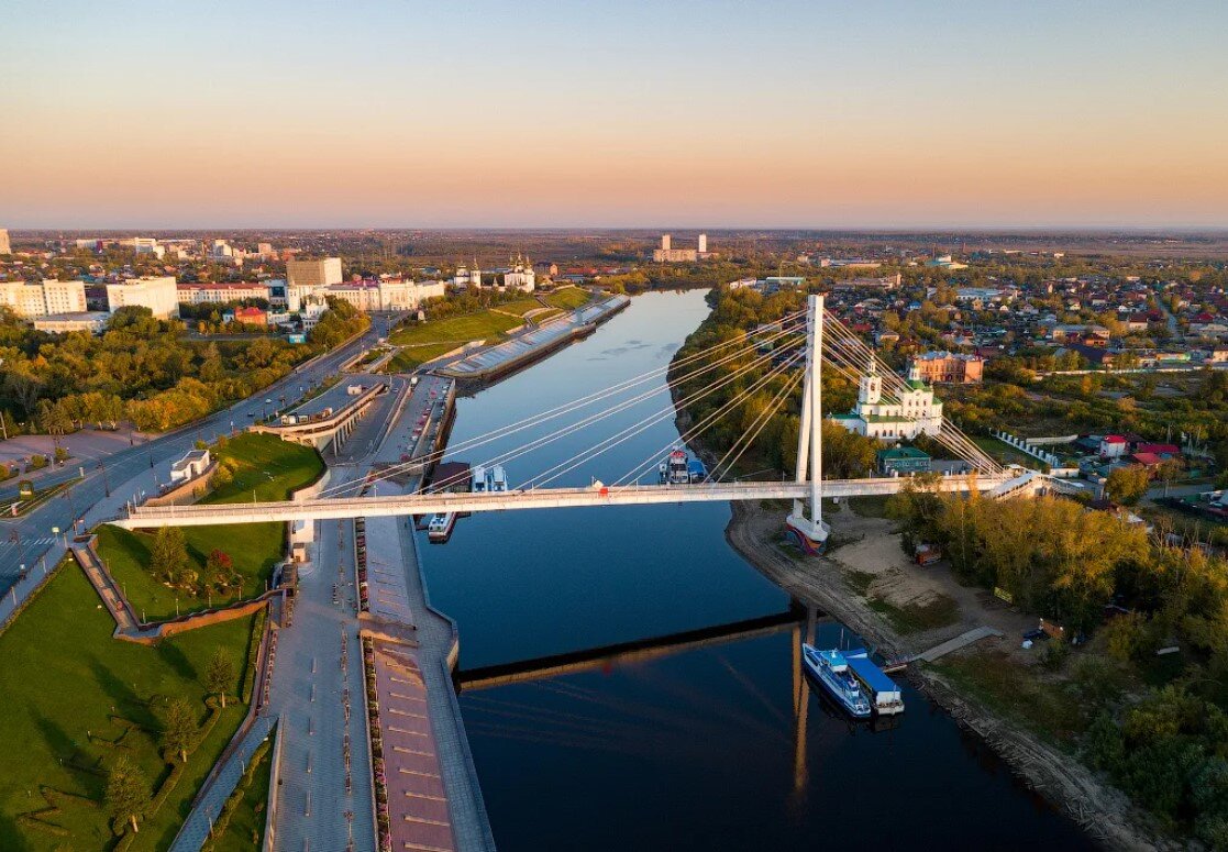 Тюмень фото. Тюмень город в России. Тюмень столица Тюменской области. Современная Тюмень. Тюмень с высоты птичьего полета.