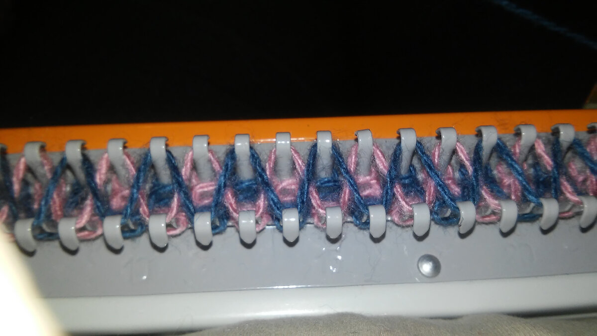 Двухцветная резинка на Ивушке