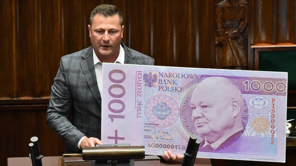     Влажные польские мечты о триллионе долларов Заседание Сейма Польши, Global Look Press/Damian Burzykowski/Keystone Press Agency