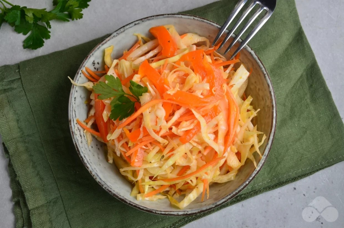 Салат из капусты и моркови кбжу