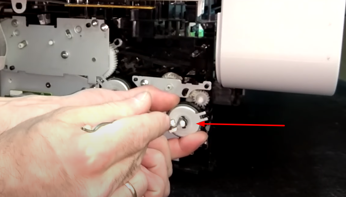 Фото 4. Снимаем указанную муфту