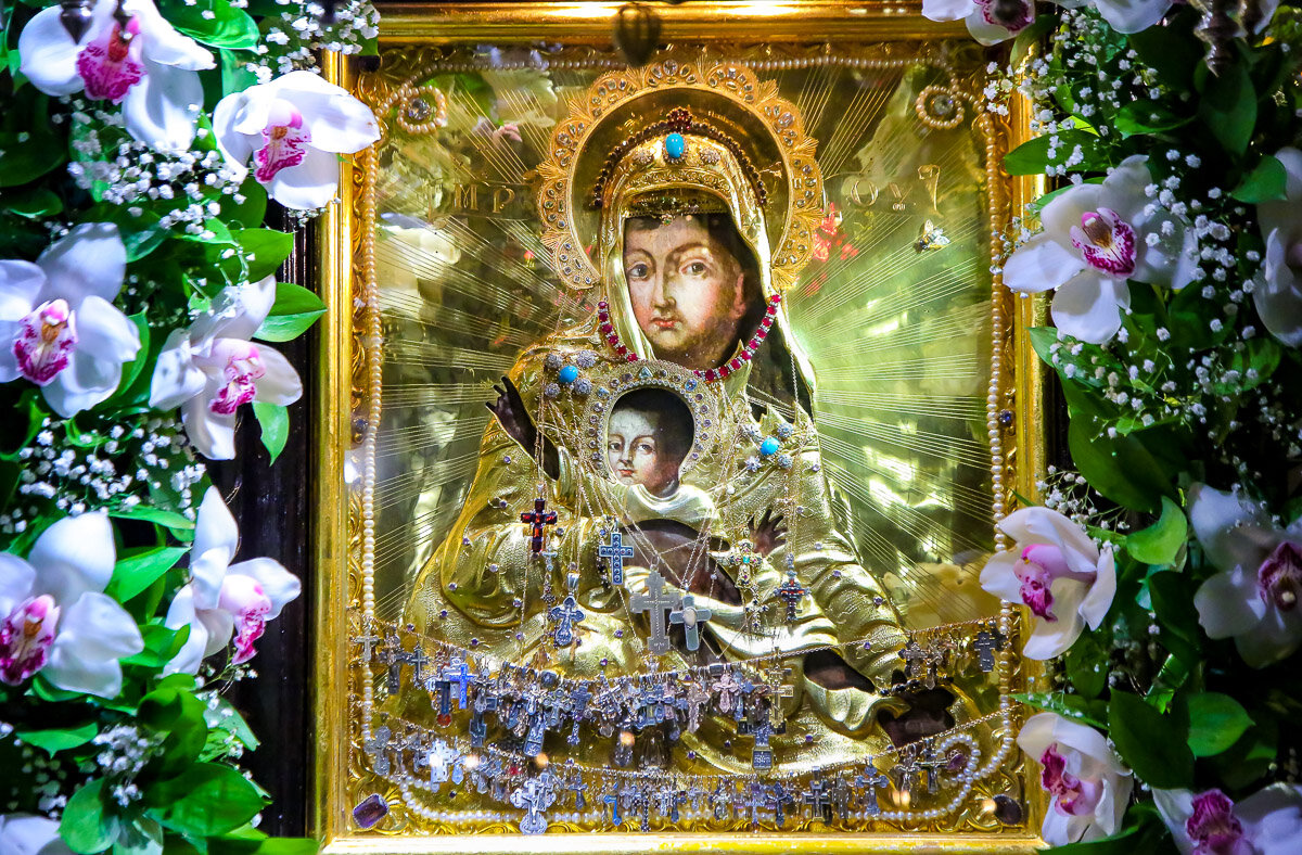 милостивая икона божией матери в зачатьевском монастыре. зачатьевский монастырь икона. милостивая икона божией матери в зачатьевском. зачатьевский монастырь в москве святыни монастыря. зачатьевский монастырь икона милостивая.