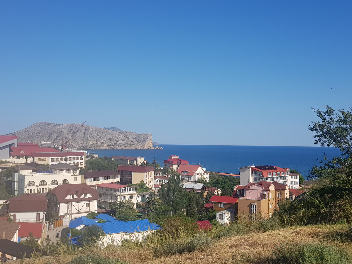 Судак. Весна 2022 г. Фото Анна Карпенко. 