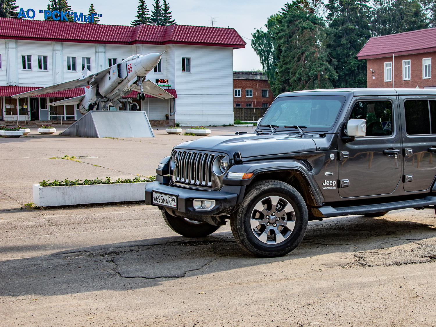 Поездил и понял, чем «короткий» Jeep Wrangler отличается от «длинного». Но, какой выбрать? ??‍♂️?16