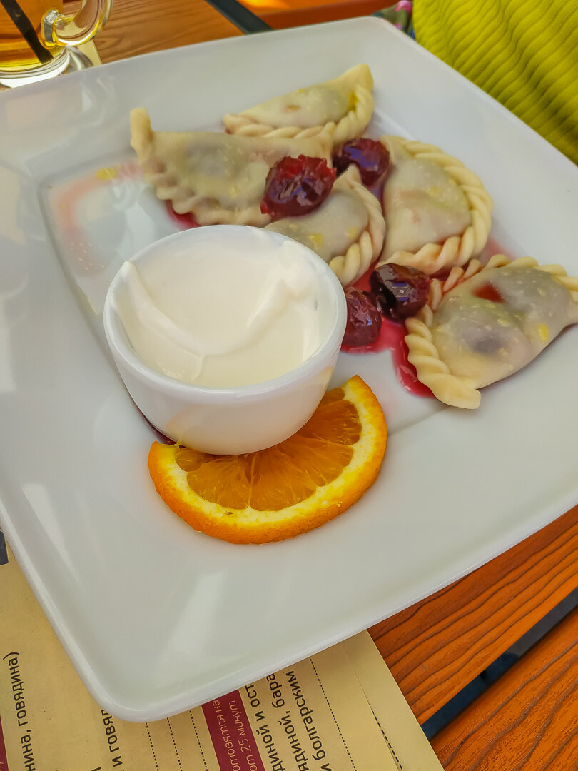 Дети оценят вареники с вишней