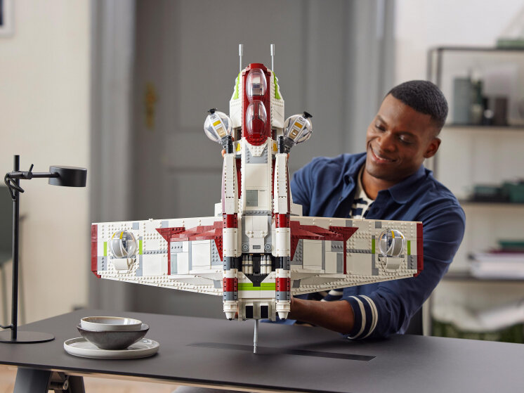 Набор LEGO Star Wars™ 75309 «Боевой корабль Республики»