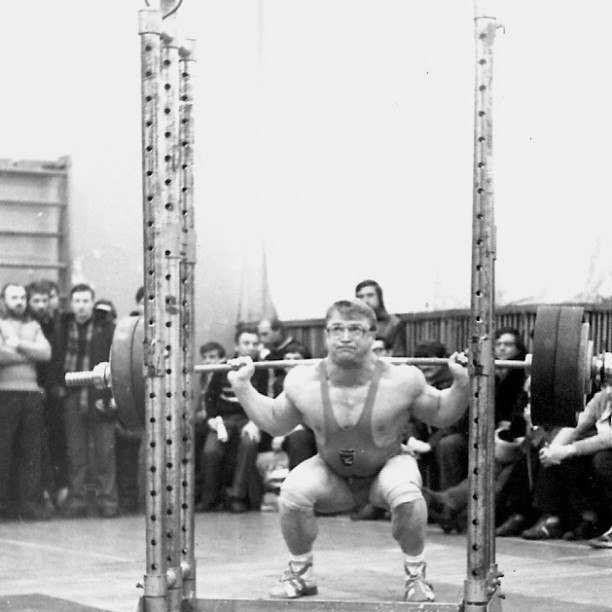 1987 г. Чемпион и рекордсмен Ленинграда по силовому троеборью