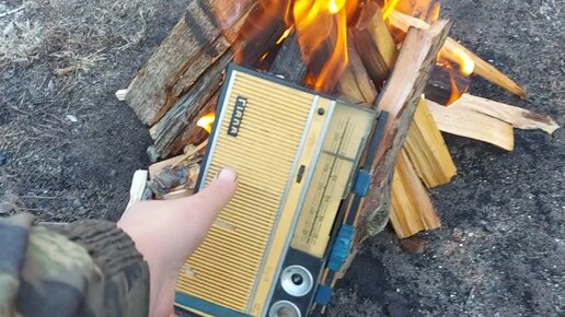 Добываю цветные металлы из радиоприемника советской комсомолки меломанки. Показываю, каким получился денежный улов