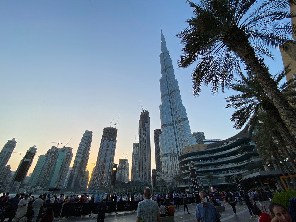 ОАЭ для многих приезжих – страна временная