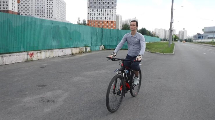 Красногорск преображается,делаются большие автомобильные развязки с вело и пешеходными дорожками.