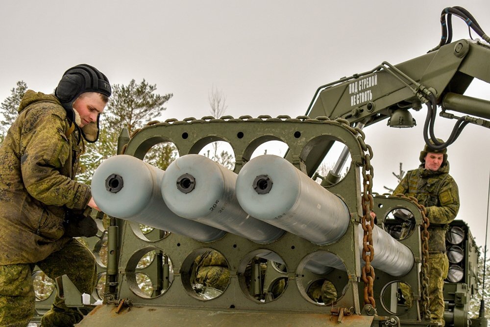 Российская установка. Нурс ТОС-1. Термобарический снаряд Солнцепек. Термобарический снаряд ТОС-1. Неуправляемый реактивный снаряд ТОС 1а.