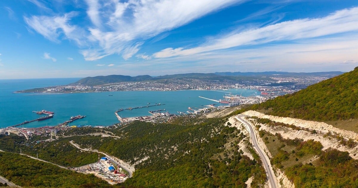 Город Новороссийск   Фото  trusttravel.ru