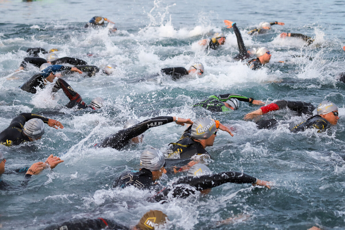 Плавательный этап IRONSTAR TRIATHLON SOCHI 2021