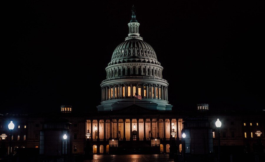 Почему вашингтонский обком ?. Пирамида власти в мире. Вашингтонский обком эмблема. Вашингтонский обком. Пьяный ельцин и билл клинтон.