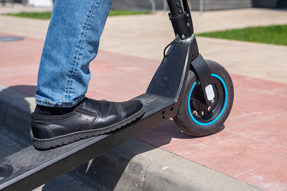 Электросамокат не только для развлечения