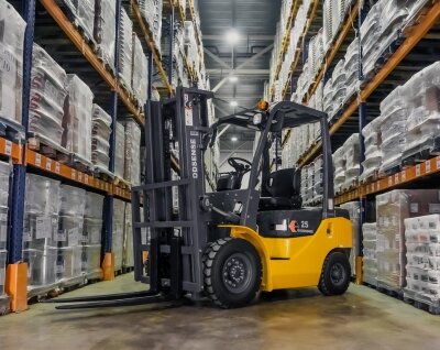 Техника безопасности при работе на вилочном погрузчике