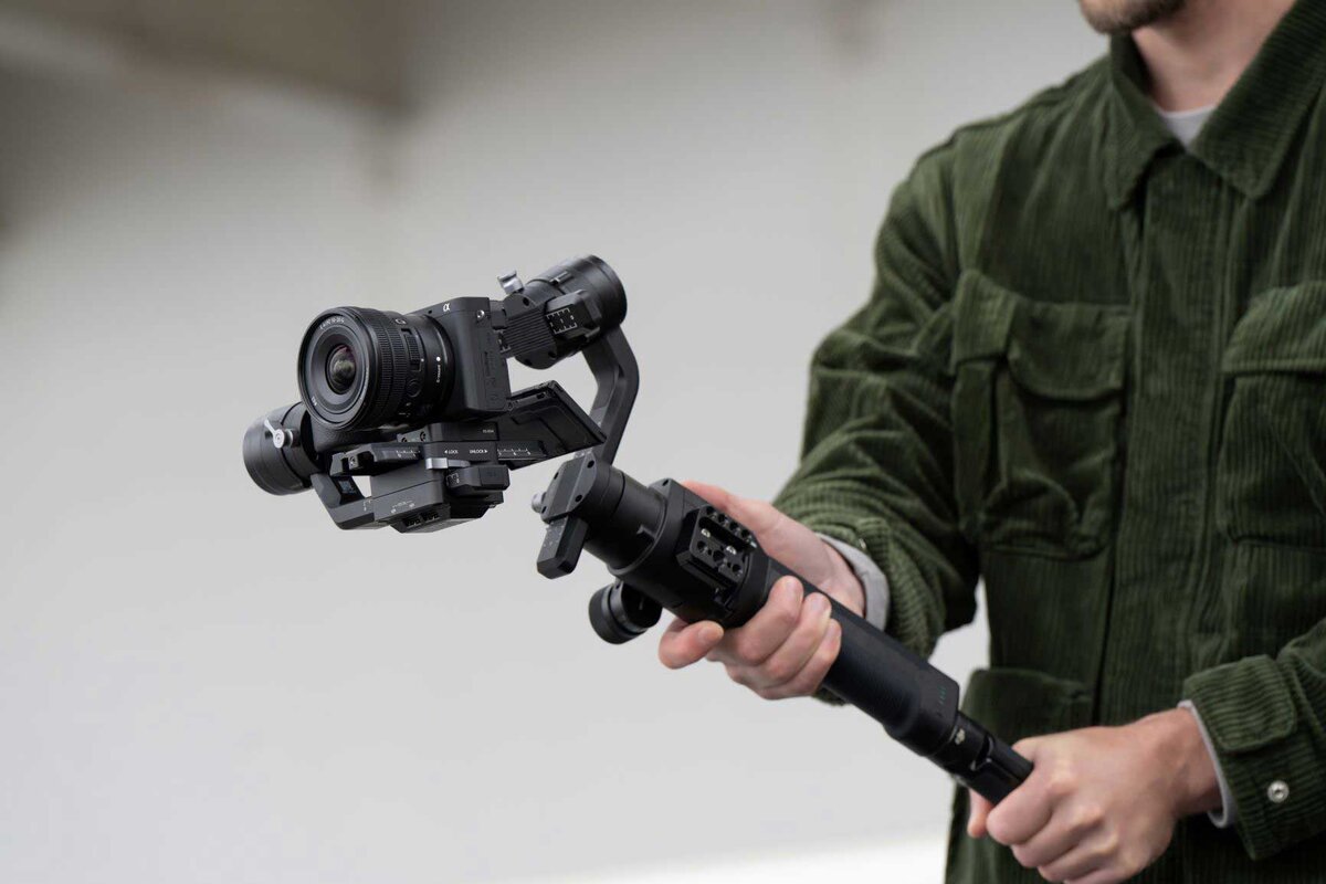    Sony давно не выпускала APS-C объективов, но, похоже, решила исправиться. Фотография: journaldugeek.com