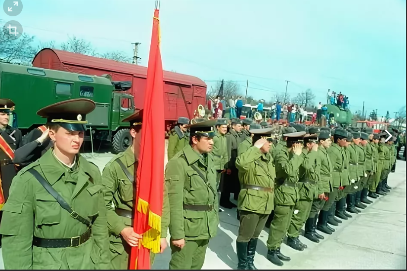 Начало вывода советских войск из восточной европы. Вывод советских войск из Венгрии. Вывод войск из Польши. Вывод российских войск из Польши.