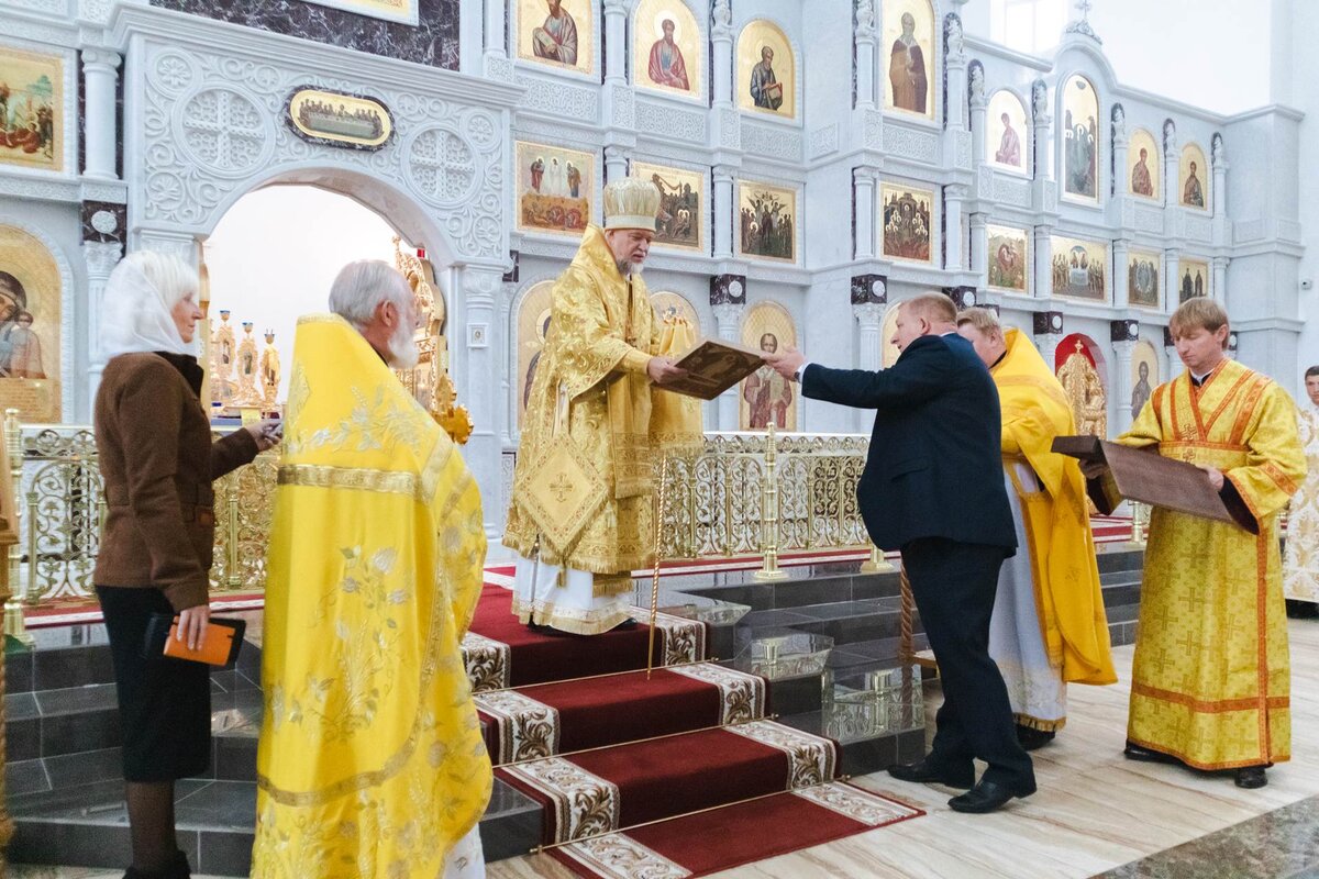 Служба в Клинцах в соборе