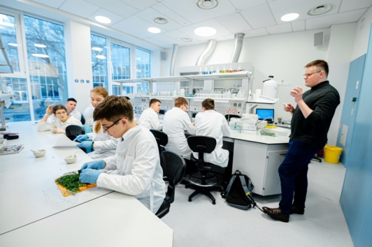    Юные уральцы всё чаще побеждают на всероссийских конкурсах и олимпиадах.