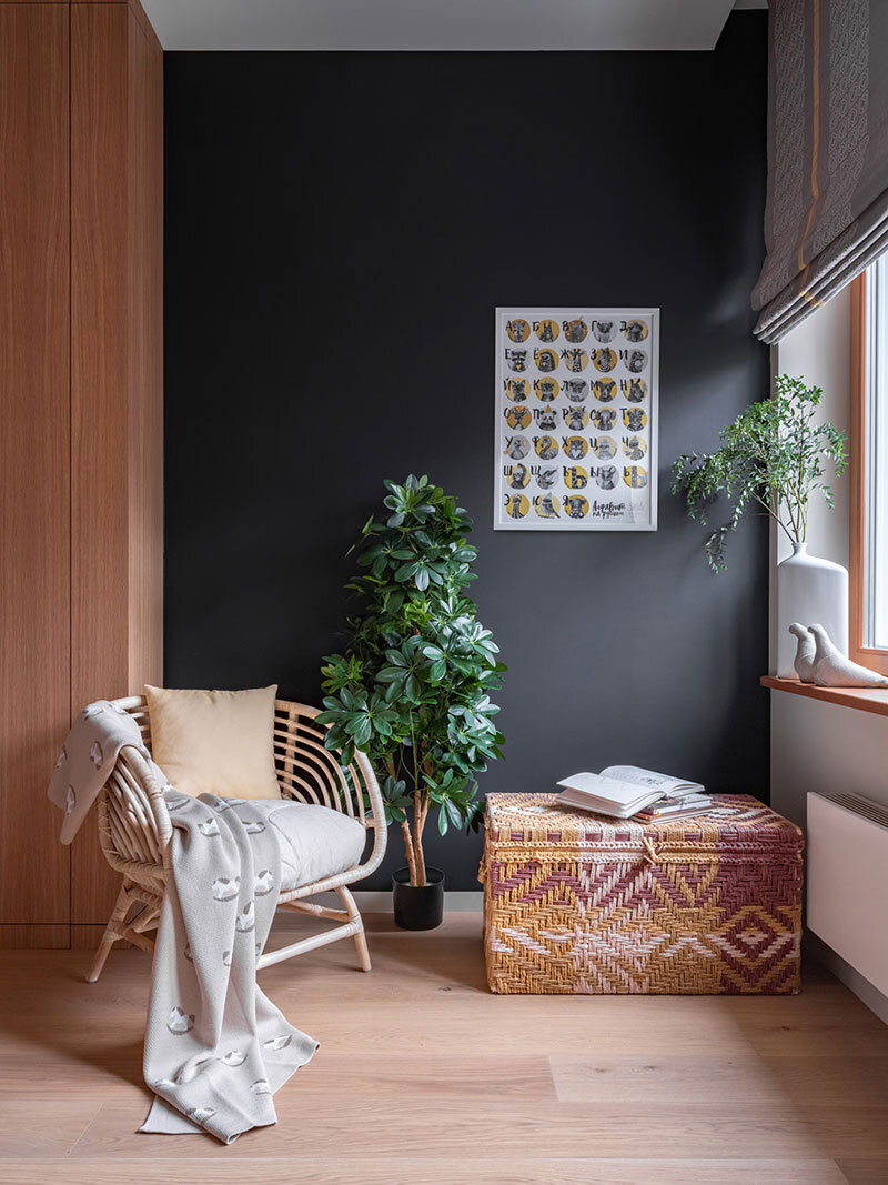 Современный шик и элегантность. Естественные цвета и оригинальный дизайн в квартире нестандартной планировки