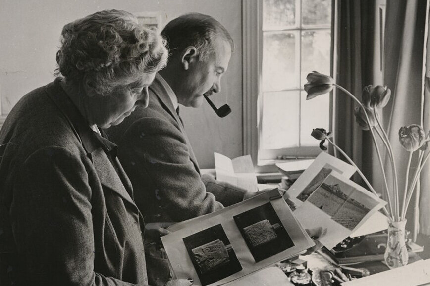 секретарь бельгийского сыщика пера агаты кристи