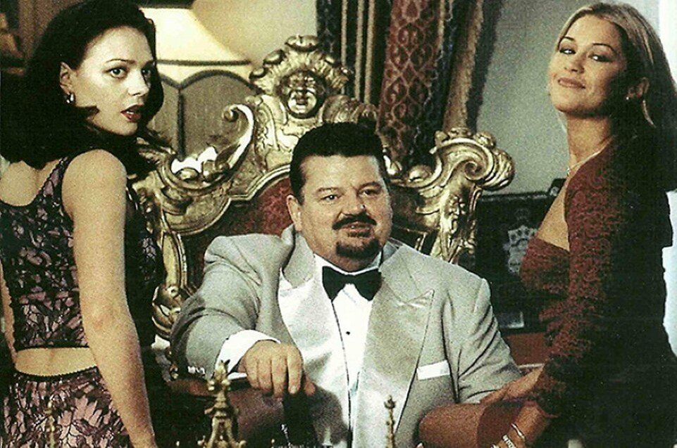     Кадр из фильма «И целого мира мало»