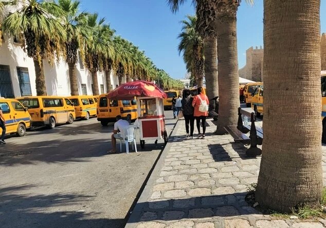 База маршруток у Медины.