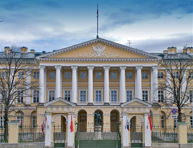    Смольный Gov.spb.ru