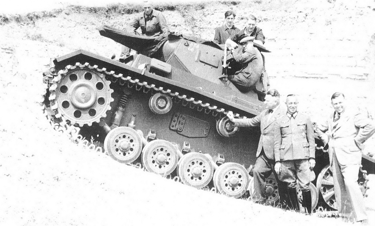  Pz.Kpfw.III Ausf.F сборки Henschel на испытаниях, март 1940 года. Источник: Panzer Tracts