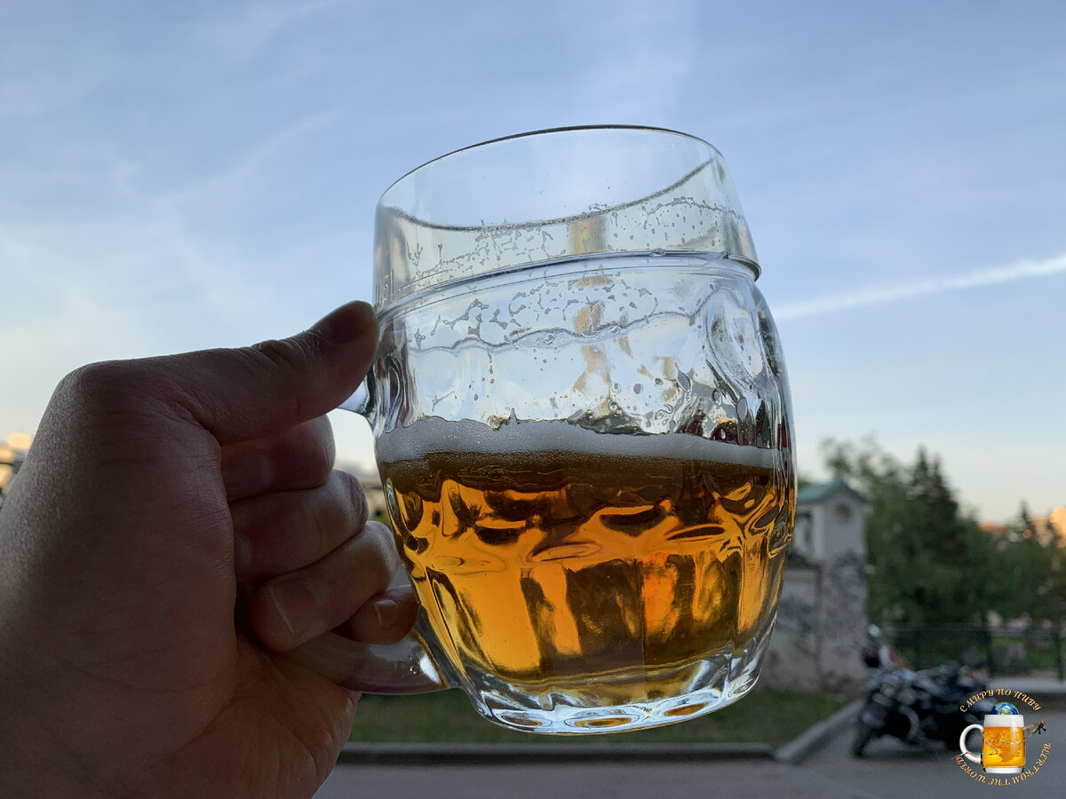 Кружечка "живого" пива в летнюю жару!