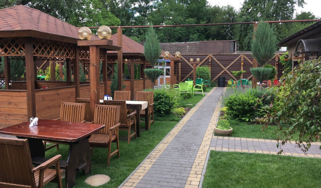 Каменское. Ресторан "Дача"