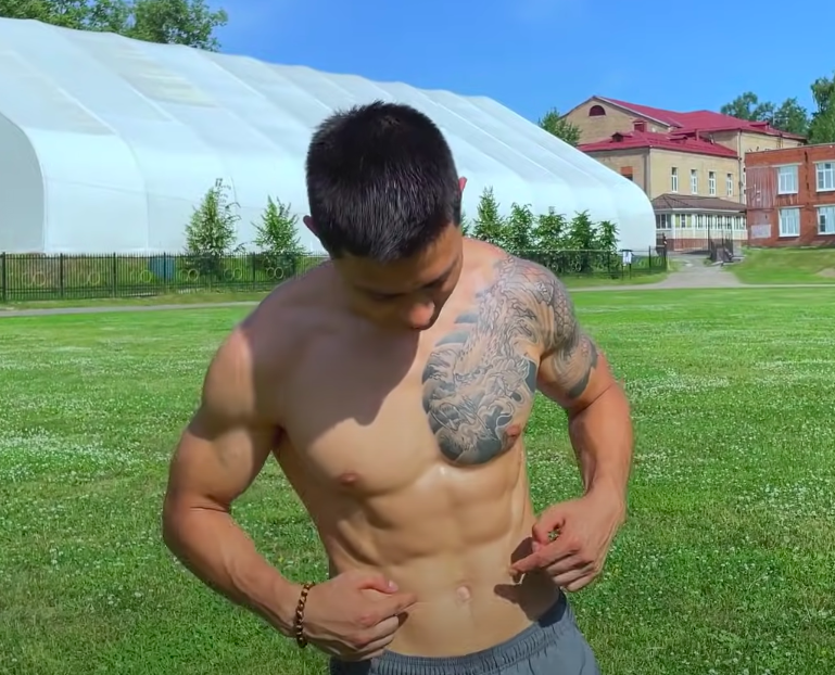 Сегодня поработаем над самой "проблемной" зоной живота и она таковой быть перестанет :)